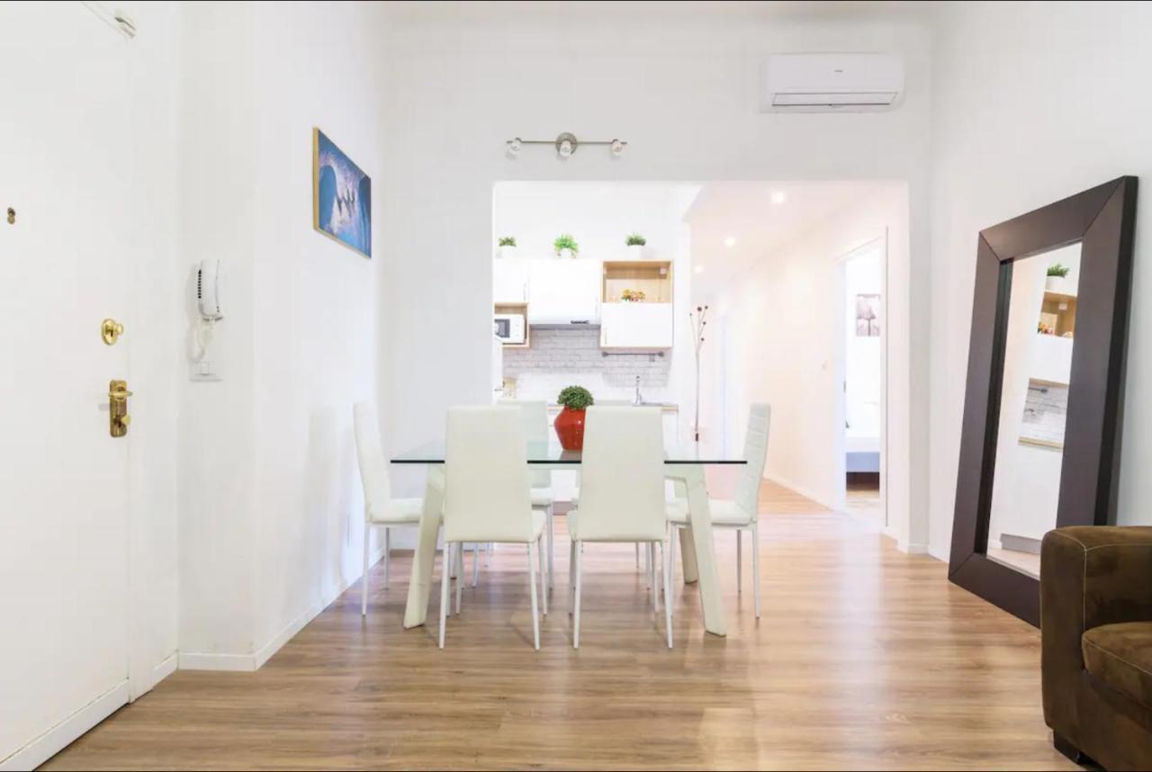 Luxury 4 Bedrooms Apartments Close To Duomo 밀라노 외부 사진