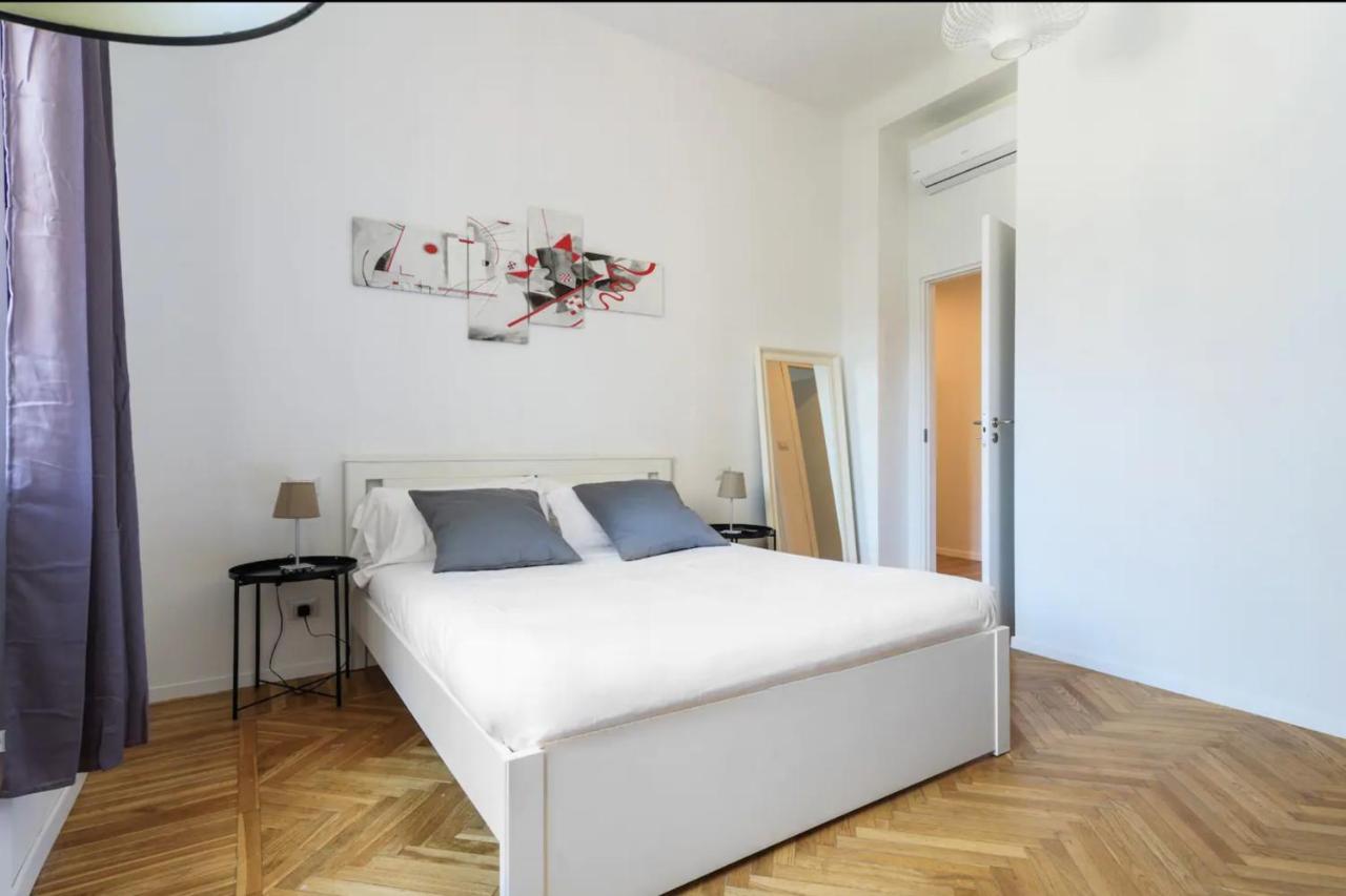 Luxury 4 Bedrooms Apartments Close To Duomo 밀라노 외부 사진