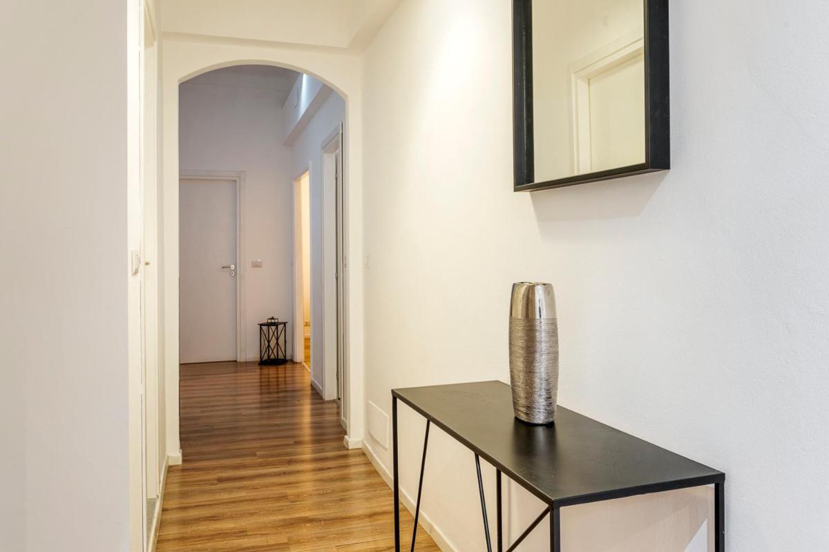 Luxury 4 Bedrooms Apartments Close To Duomo 밀라노 외부 사진