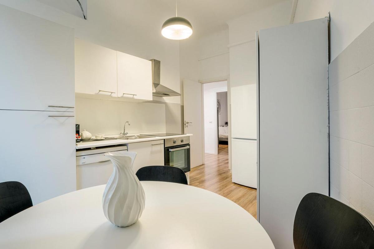 Luxury 4 Bedrooms Apartments Close To Duomo 밀라노 외부 사진