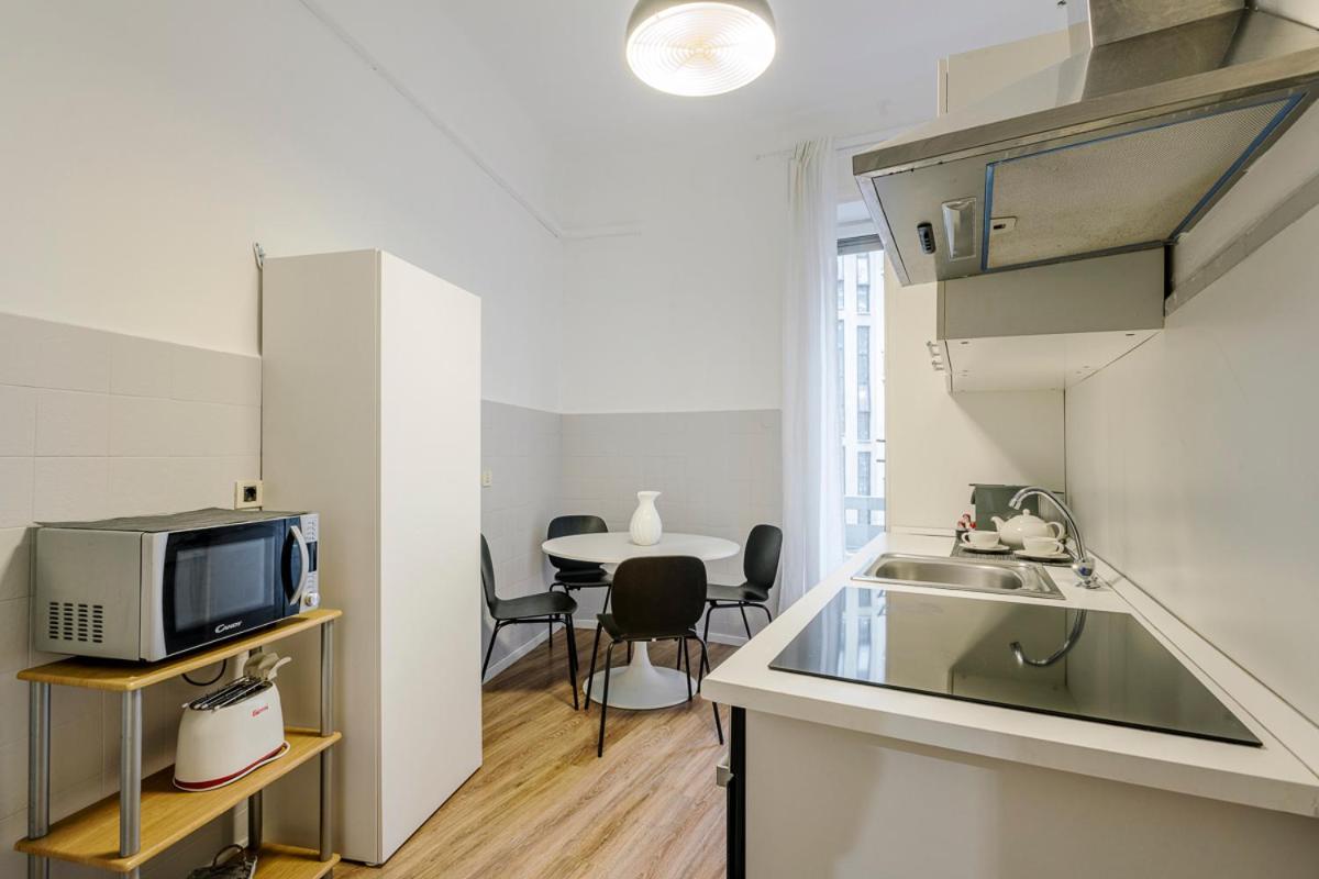 Luxury 4 Bedrooms Apartments Close To Duomo 밀라노 외부 사진